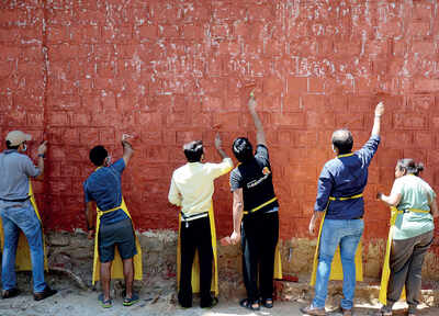 Kaggadasapura rises in unison: Residents turn black spot into beauty zone