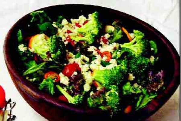 Delicious salad recipes for summer