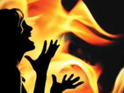 Woman burnt alive in UP over property dispute
