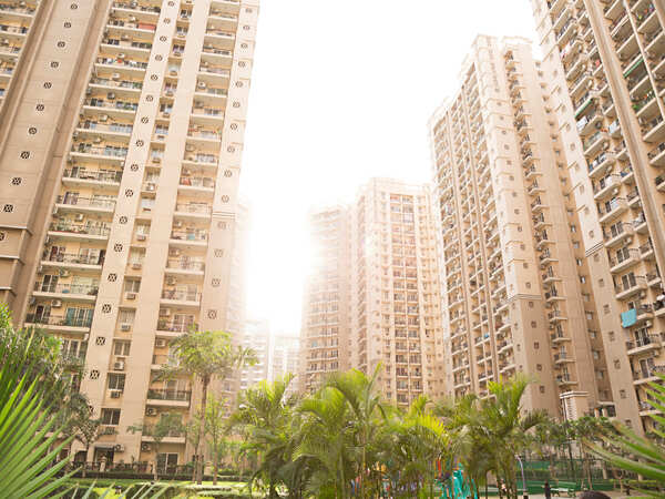 Residents Vs Resident Welfare Associations: Are RWAs acting high and mighty in these times of corona?