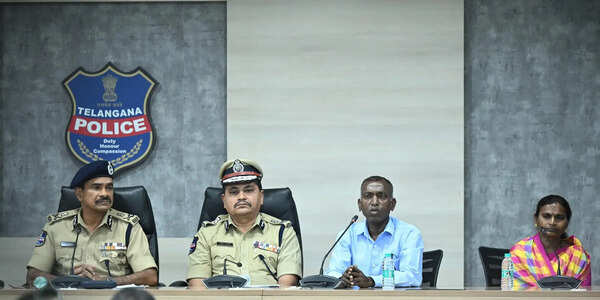Maoist couple surrenders before Telangana police after four decades