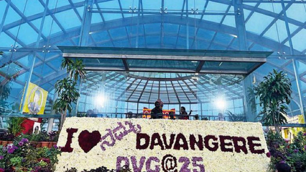 Davanagere Flower Show gets 2,000 visitors