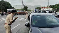 Navi Mumbai: City police take action against Lockdown violators in Vashi 
