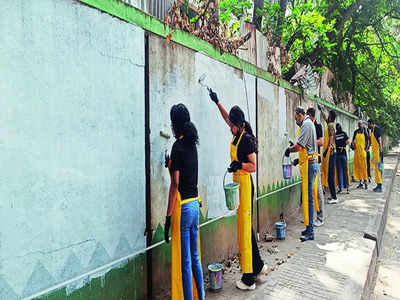 Richmond Road’s walls get fresh coat of paint