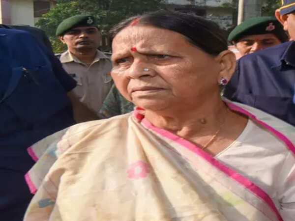 Fresh ultimatum to Rabri to vacate official residence