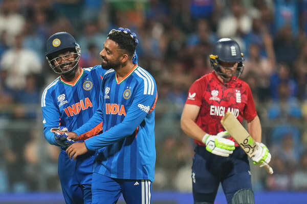 ‘Mallu in the team’: Varun Chakaravarthy invokes viral Sanju Samson meme