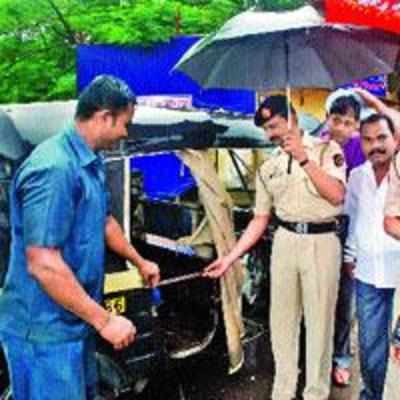 City police appeals to auto operators to ensure safer ride for commuters