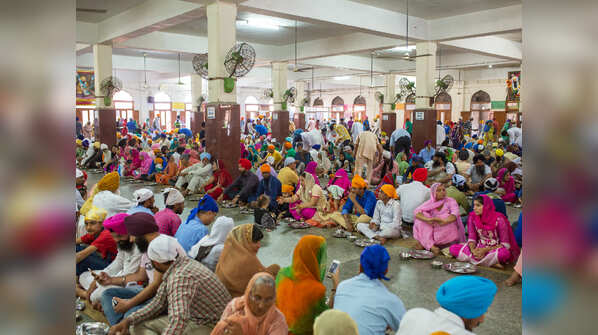 The story and facts behind Gurudwara Langar