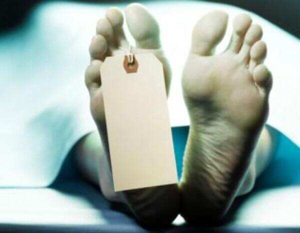 19-year-old jumps to death