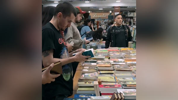 Believe it or not: Over 2 lakh people step out at night for books and stories