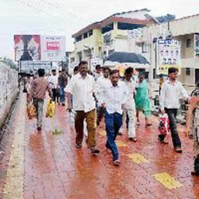 Dombivli FoB needs a roof