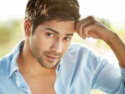 Varun Dhawan kicks off shoot for his introductory song in Kalank with 500 dancers