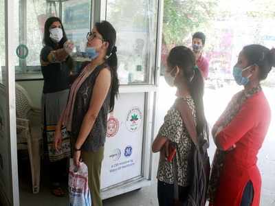 India records the highest number of coronavirus cases in a single day