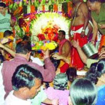 Maghi Ganpati celebrated at Titwala temple