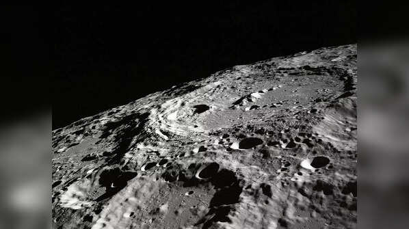 What is Lunar Regolith and how it can help build a future on Moon