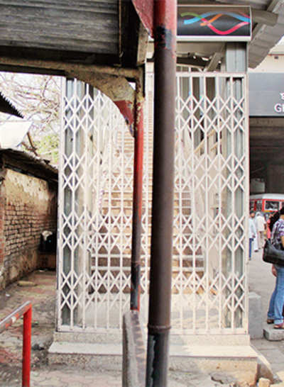 Rs 36 cr plan to fix Metro entries, exits