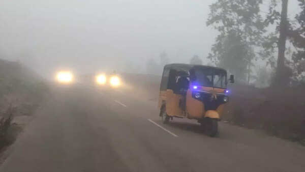Chintapalle shivers at 6.8°C as dense fog grips Andhra Pradesh's ASR district
