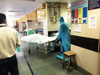 Cooper patient spends 22 hours with bodies to his left and right Cooper patient spends 22 hours with bodies to his left and right