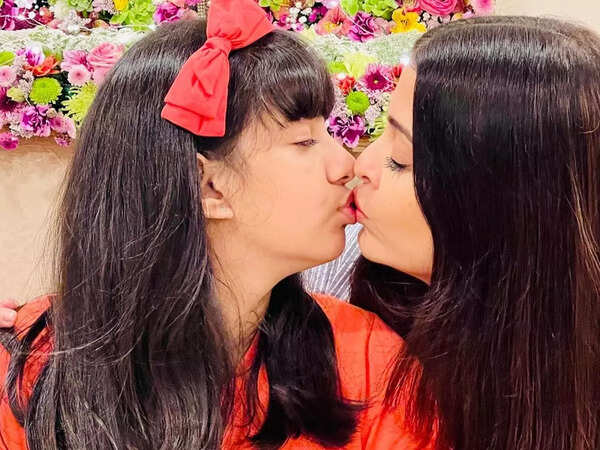 ETimes Trollslayer: Aishwarya Rai Bachchan doesn't deserve the hate being directed at her for kissing Aaradhya Bachchan