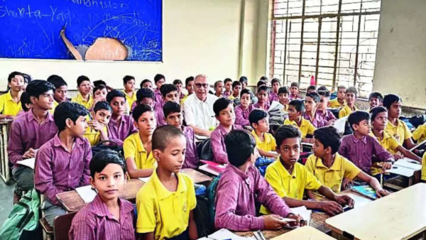 2 is company, 100 is crowd in this class in Delhi's Mukundpur