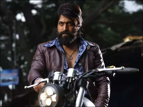 Yash is sweating it out in the gym to be back on 'KGF: Chapter 2' sets