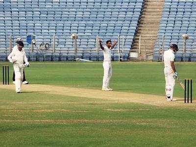 Maha gets a 3-run lead in first innings against Chhattisgarh