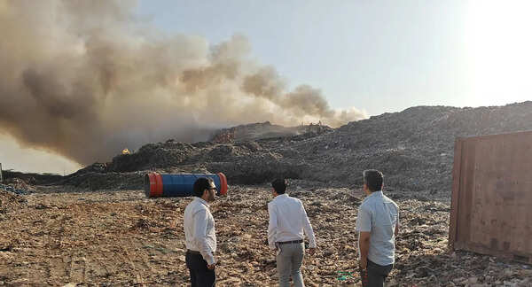 Bandhwari burns again, workers strike chokes response