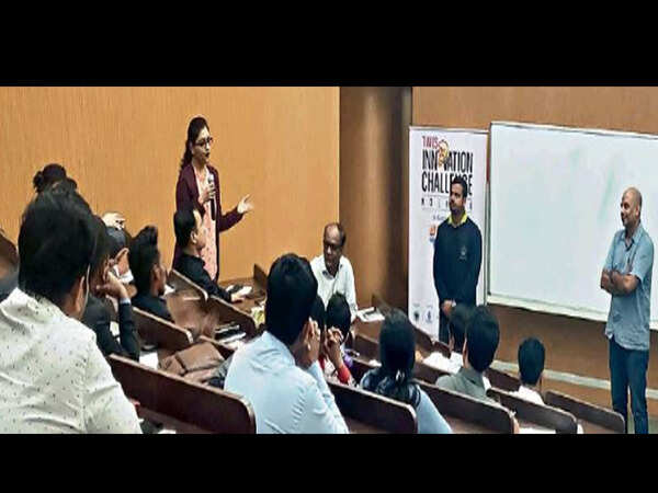 Budding entrepreneurs must tailor startup models to market needs: Experts