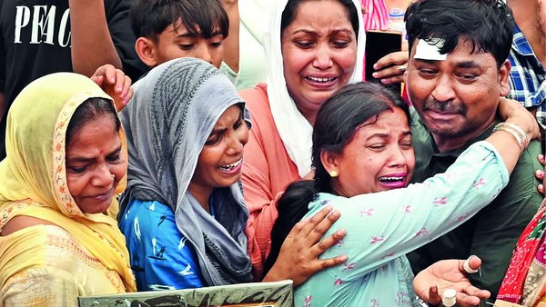 'My world is gone': 3 of Delhi family return from Madhya Pradesh's Jabalpur in coffins
