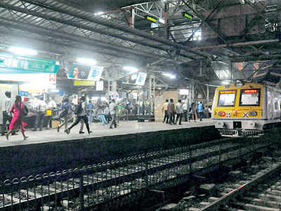 All 438 Central rly stations to have LED lights by March