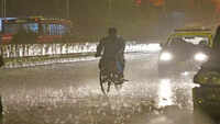 Heavy rainfall expected in Mumbai for next 2 days, orange alert issued: IMD 