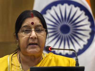 Sushma Swaraj to meet Pakistan counterpart Shah Mahmood Qureshi; Congress questions meet in backdrop of BSF jawan's killing