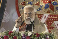 Cong plotting to bring 'dangerous law': Modi