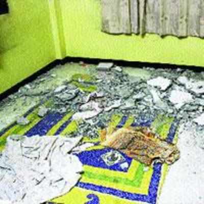 4-year-old dies in ceiling collapse at New Panvel flat