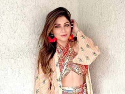 Kanika Kapoor tests positive in her third COVID-19 test