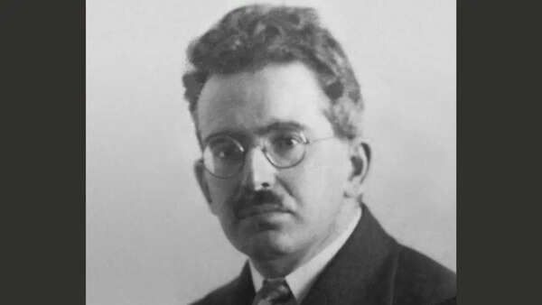 Quote of the day by German philosopher Walter Benjamin: “In the end, we get older, we kill everyone who loves us through the worries we give them, through the troubled tenderness we inspire in them, and the fears we ceaselessly cause.”