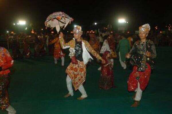 Appy Navratri for garba enthusiasts