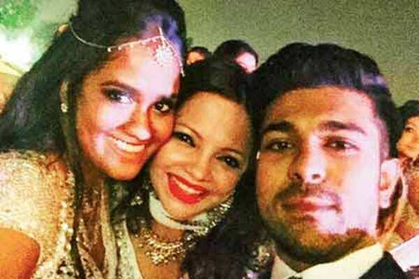 Tollwood celeb selfies from Arpita's wedding