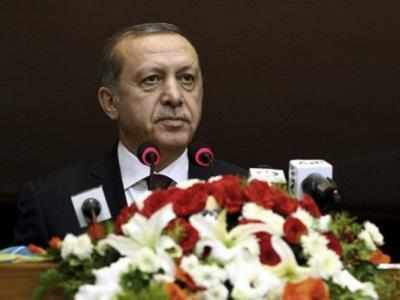 Recep Tayyip Erdogan visits Pakistan, calls for resolution of Kashmir dispute