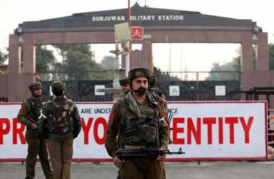 Jammu and Kashmir Fidayeen attack: 2 Army jawans killed, CM Mehbooba Mufti visits injured in hospital, 3 terrorists neutralised