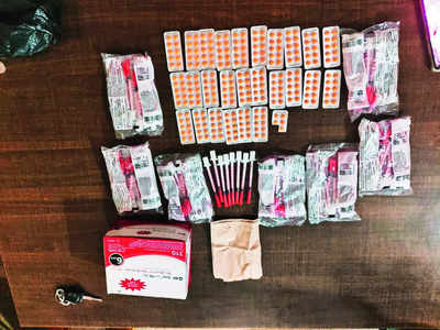 High on pills: 7 arrested in illegal painkiller peddling