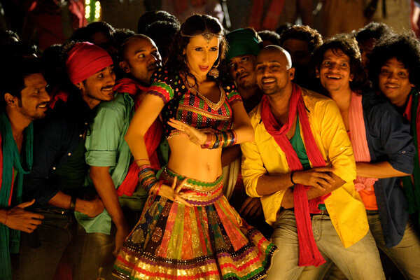 Hoping to see myself as a leading lady in B-town: Claudia