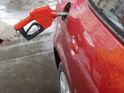 Petrol, diesel prices unchanged on Thursday