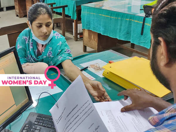 Tale of a gritty woman: Her husband chopped off her hand, she clung to her dream 