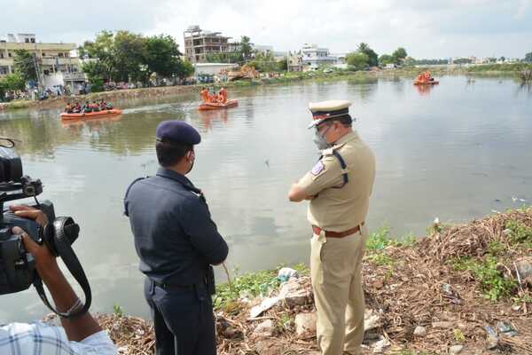 Hyderabad: Man washed away in Saroornagar lake, body recovered after hours