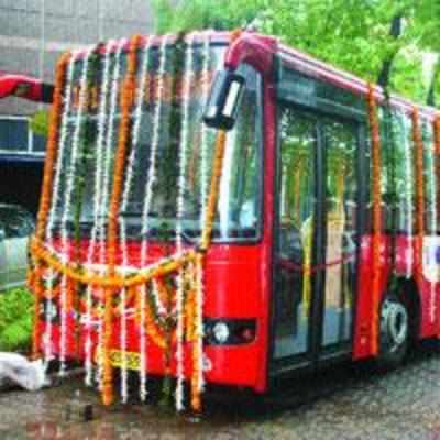 Good news for Mantrayala AC bus; average daily ticket sale gets good ranking