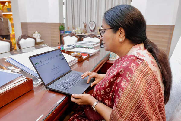 Census 2027: CM, LG lead self-enumeration exercise