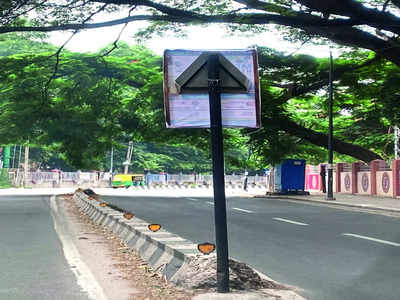 Wrong kind of flexing; banners deface traffic signs now
