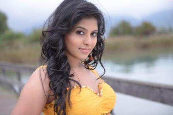 Interview: Anjali talks about her childhood and career