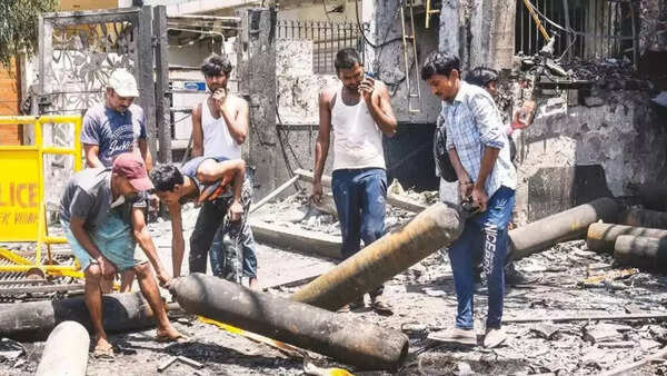 Delhi hospital fire: How innocent lives were snuffed out on dark night